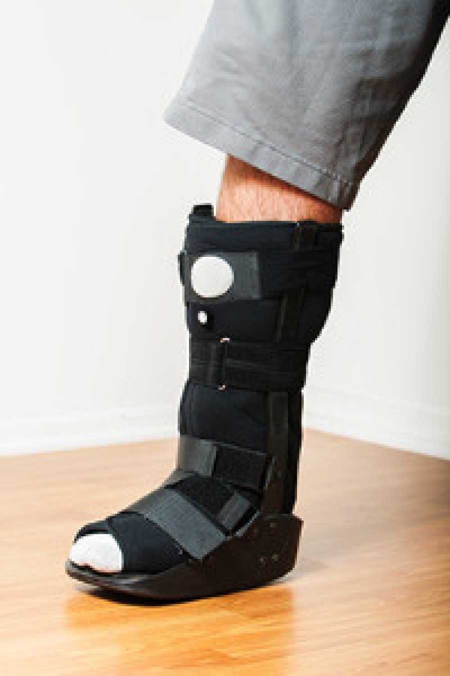 causes-and-symptoms-of-a-broken-foot